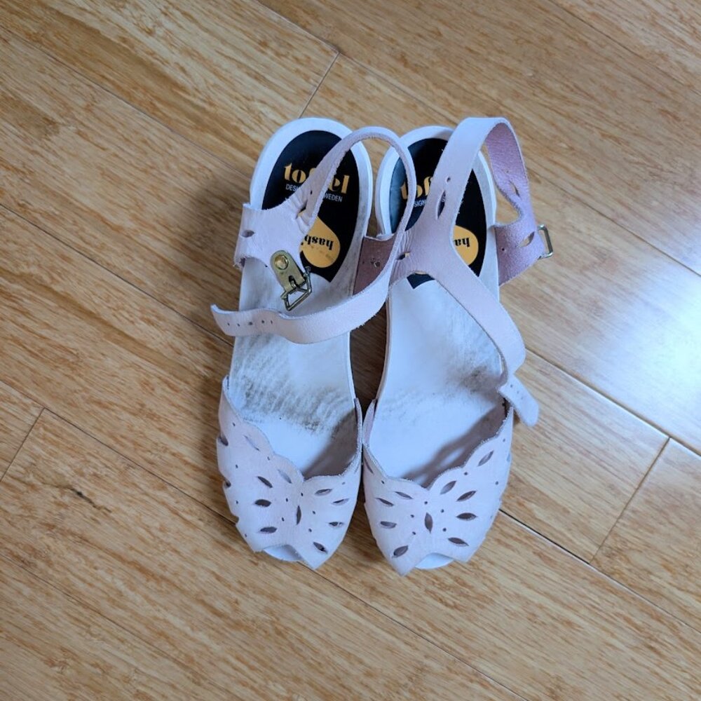 Swedish Hasbeens Pale Pink Wedge Sandals, Sz 39